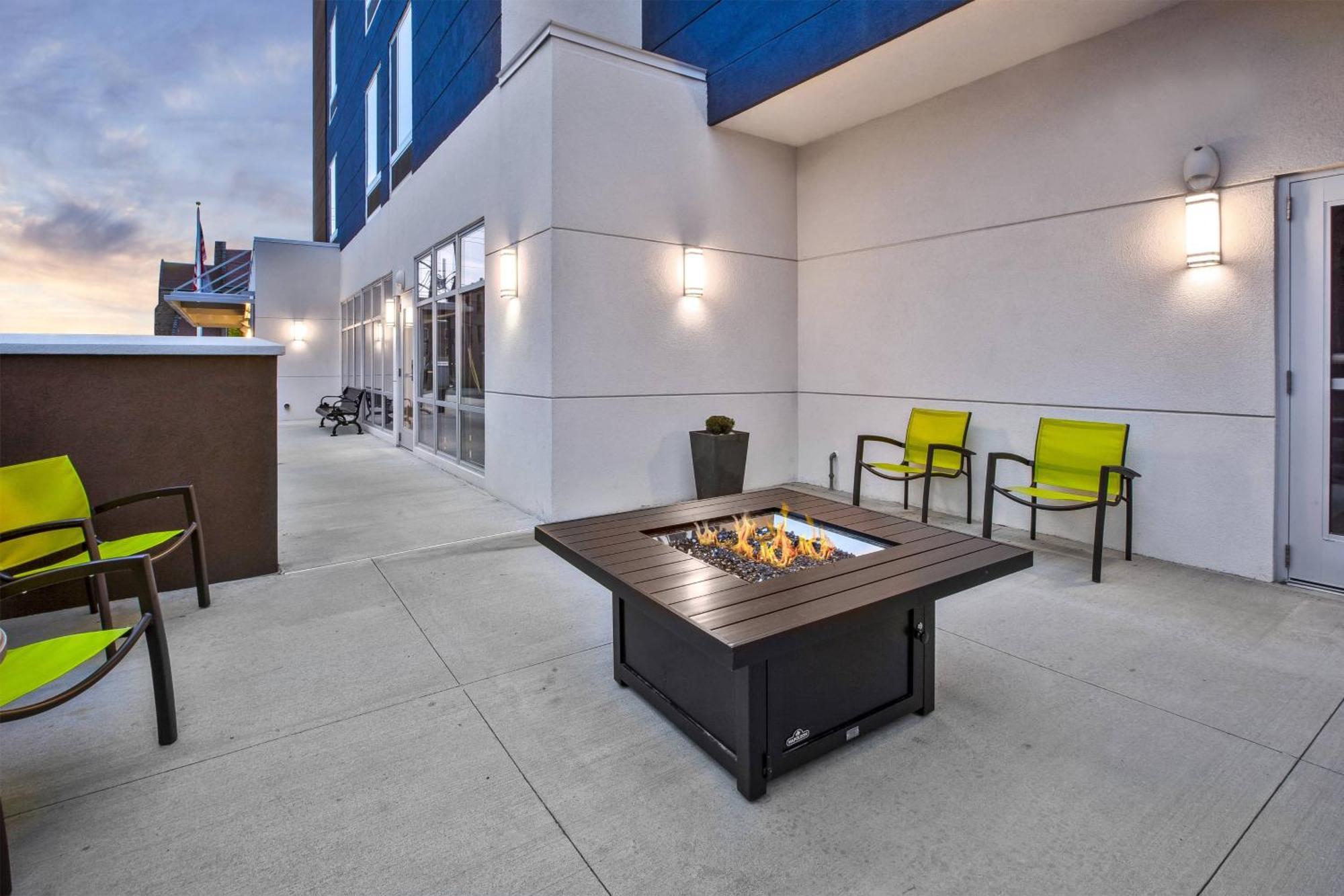 Springhill Suites By Marriott Pittsburgh Butler/Centre City Eksteriør bilde