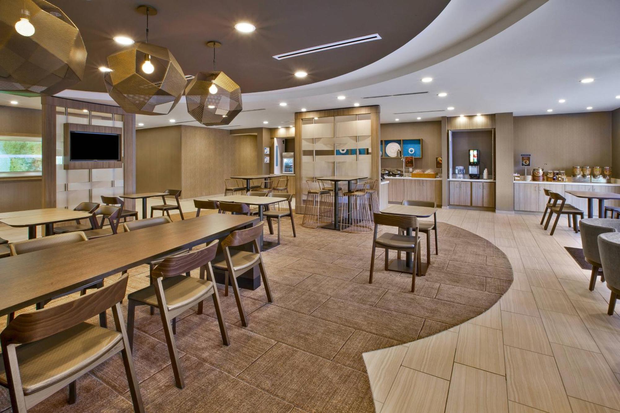 Springhill Suites By Marriott Pittsburgh Butler/Centre City Eksteriør bilde