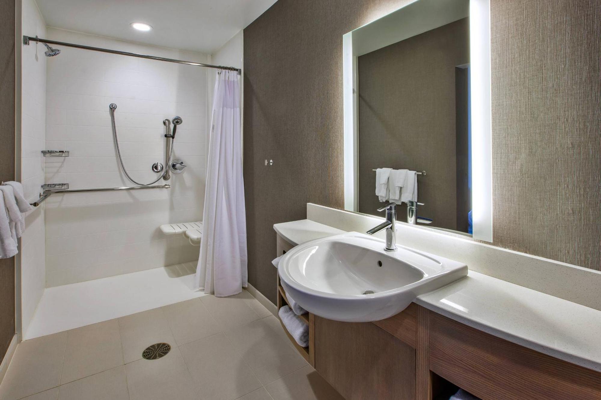 Springhill Suites By Marriott Pittsburgh Butler/Centre City Eksteriør bilde